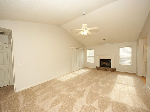 110 Apache Dr, Summerville, SC 29483
