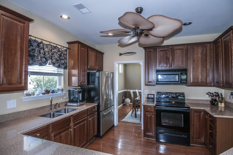 3305 Barkla Ave, Mount Pleasant, SC 29466