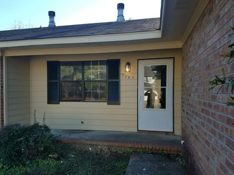 7761 Wayfield, North Charleston, SC 29418