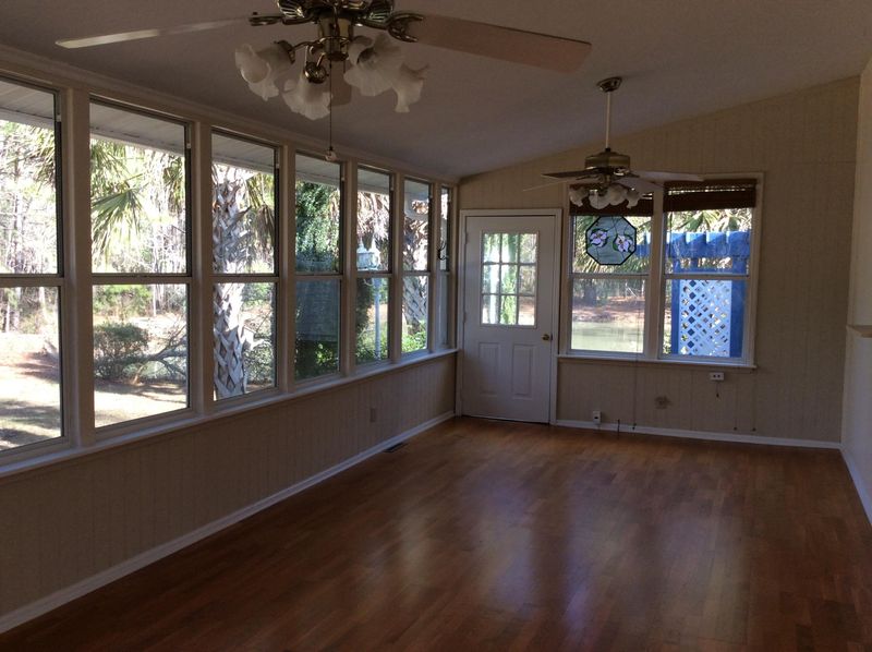426 Quiet Ln, Summerville, SC 29486