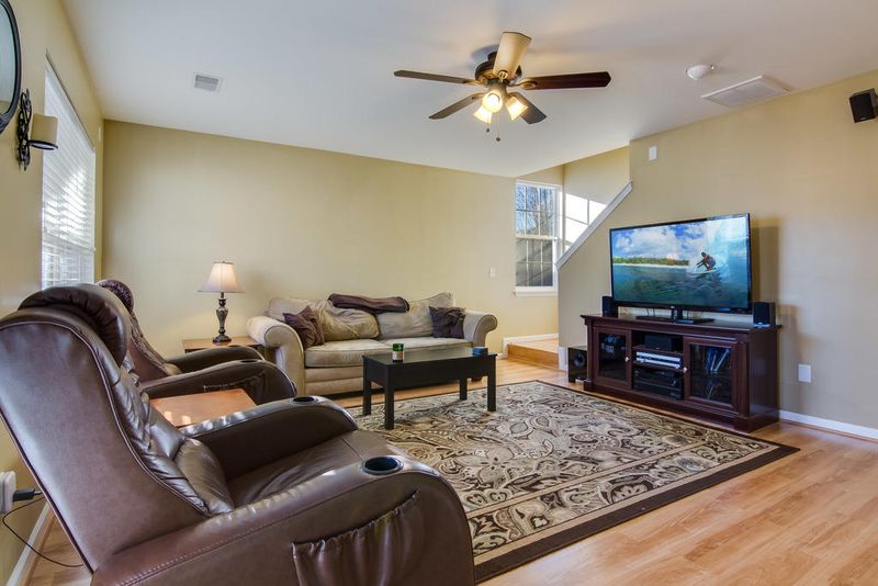 1228 Wando Shores Dr, Charleston, SC 29492
