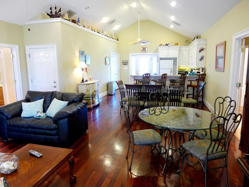 750 Fairway Dr #8, Edisto Beach, SC 29438