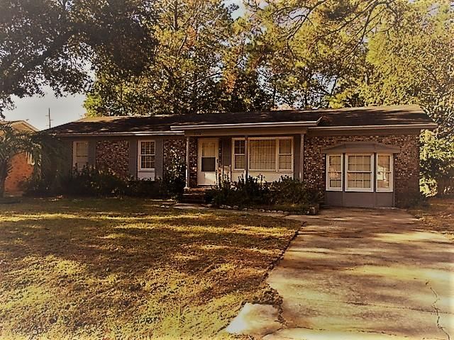 1130 Landsdowne Dr, Charleston, SC 29412