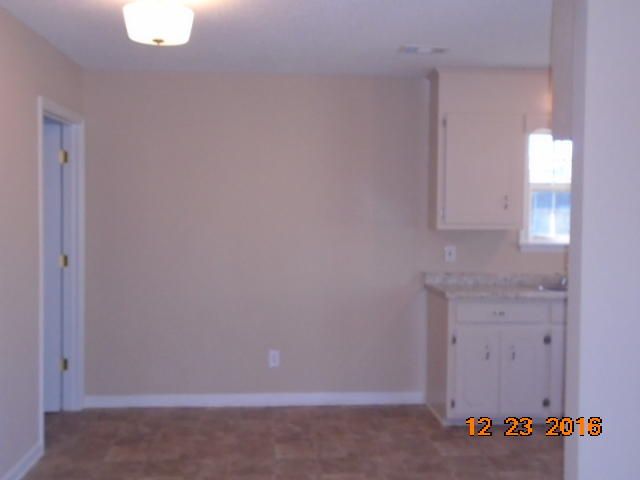 102 Juniper Ct, Moncks Corner, SC 29461