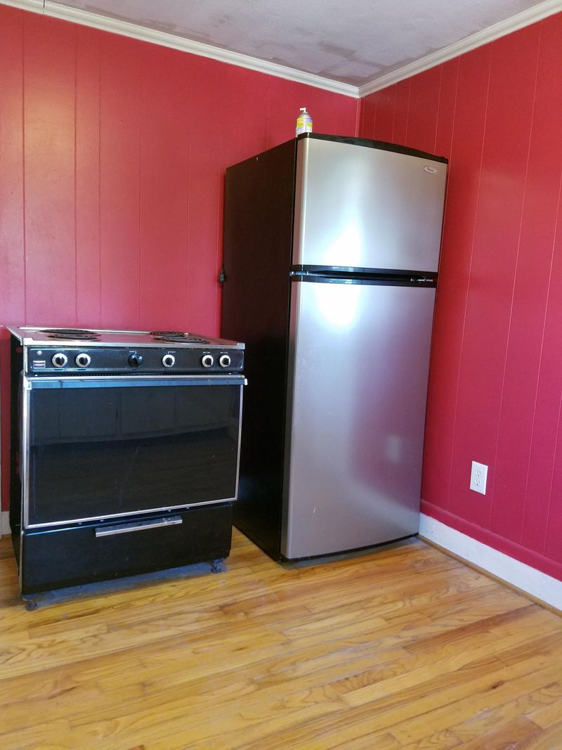 586 1st Bend Rd, Harleyville, SC 29448