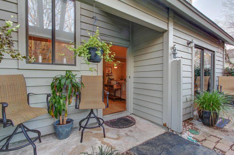 26 Maplecrest Dr, Charleston, SC 29412