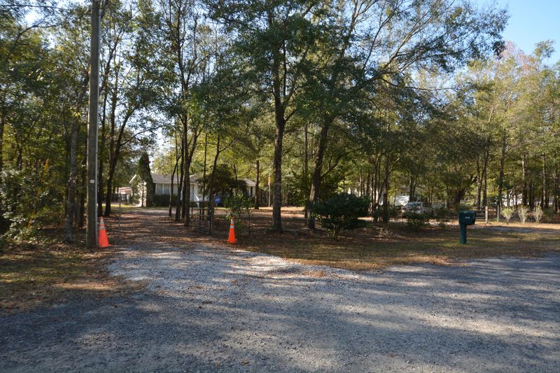 5729 Bluffton Rd, Hollywood, SC 29449