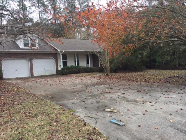 922 Law Ln, Mount Pleasant, SC 29464