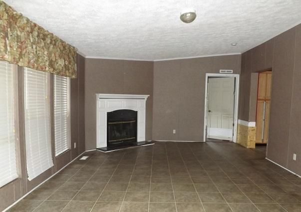 203 Buckles Ln, Saint Stephen, SC 29479