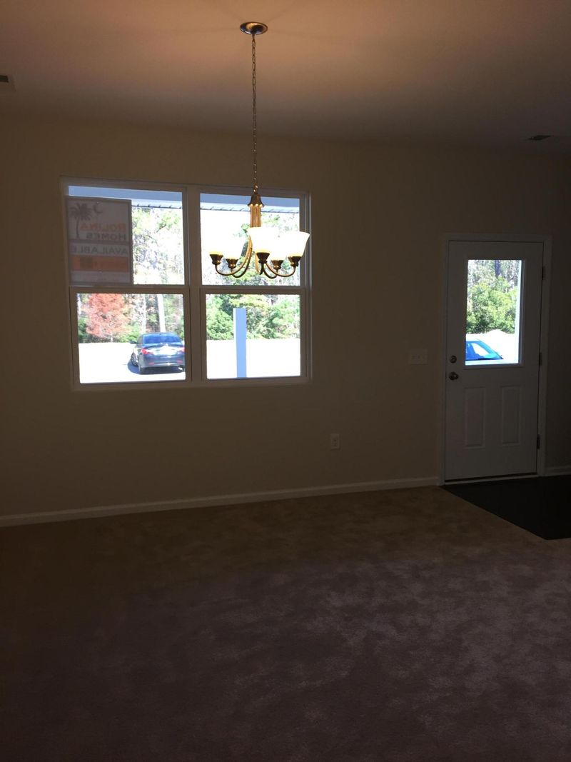 376 Flyway Rd, Goose Creek, SC 29445