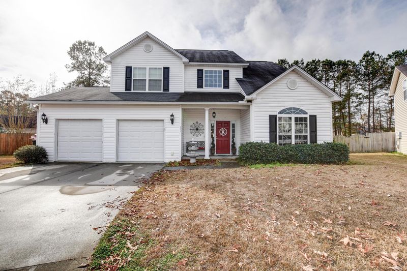 111 Applebee Ct, Goose Creek, SC 29445