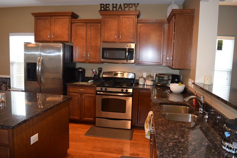 302 Drayton Place Dr, Moncks Corner, SC 29461
