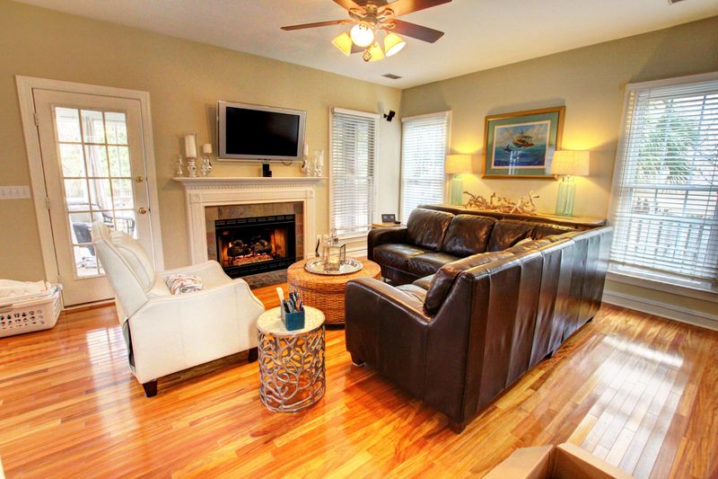 1294 Hogans Al, Mount Pleasant, SC 29466