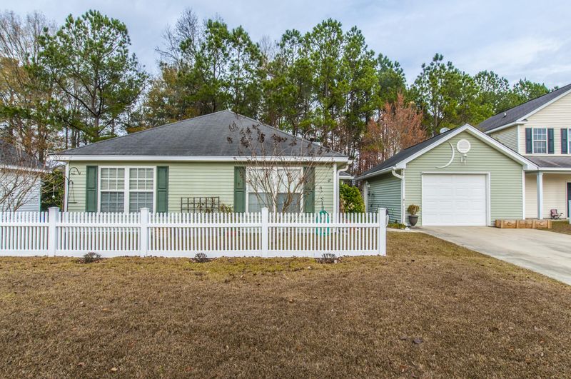 329 Sunburst Way, Summerville, SC 29483