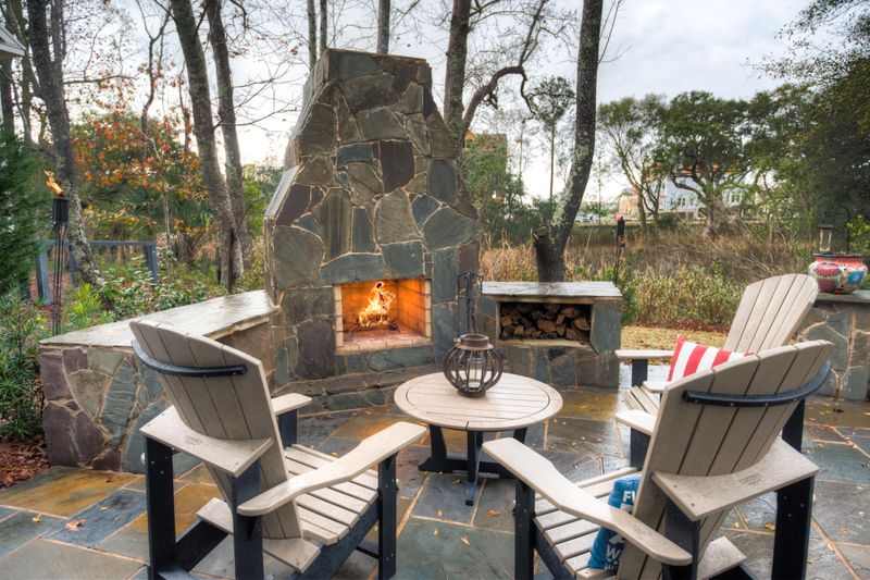 1523 Wando Landing St, Daniel Island, SC 29492