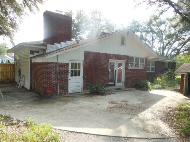 100 W Butternut Rd #A, Summerville, SC 29483