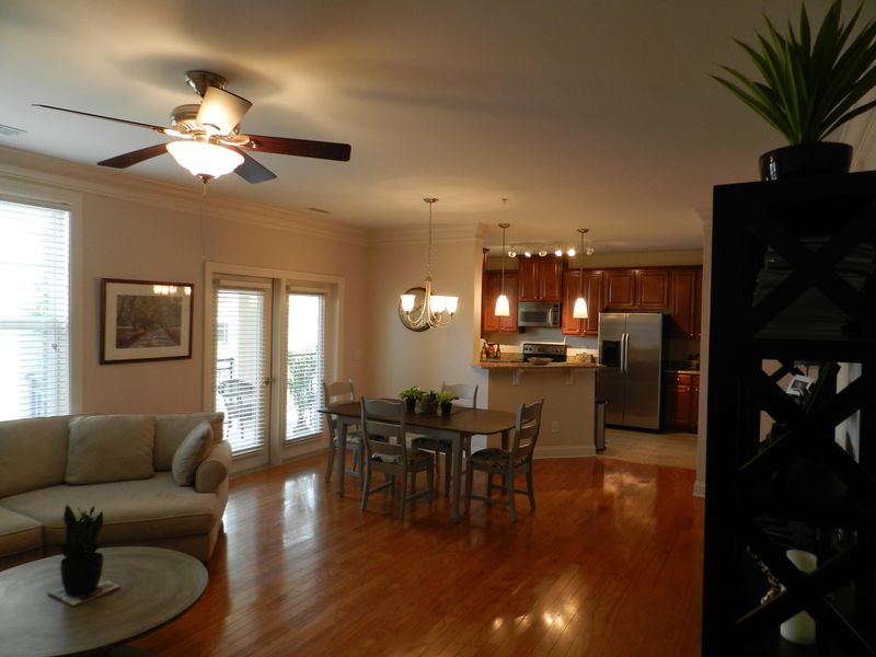 2000 Belle Isle Ave #302, Mount Pleasant, SC 29464