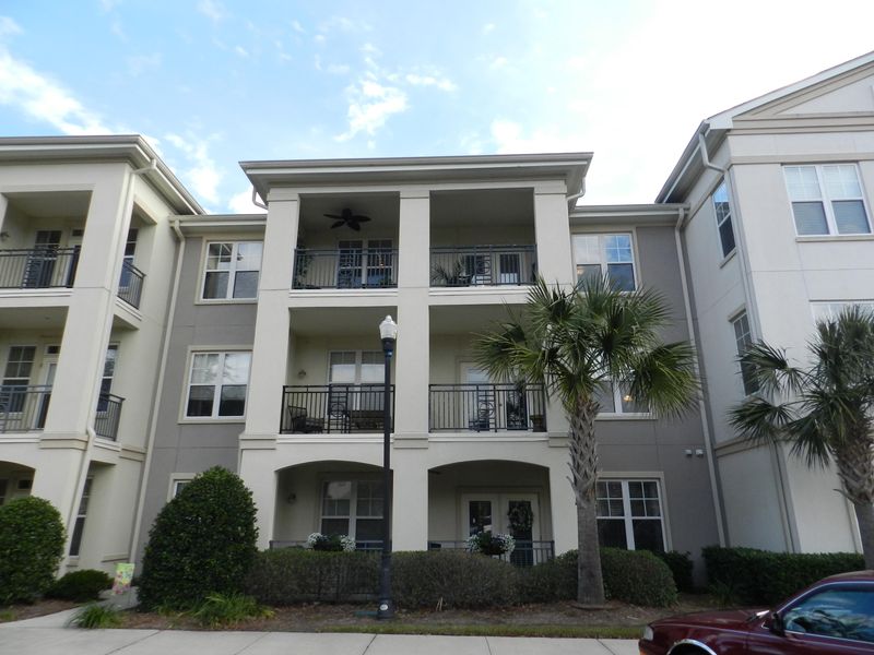 2000 Belle Isle Ave #302, Mount Pleasant, SC 29464