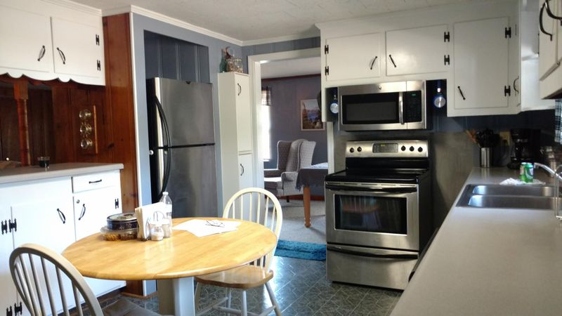 979 E Main St, Harleyville, SC 29448