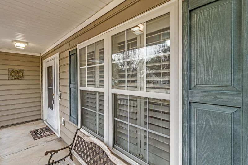 107 Golden Oak Dr, Goose Creek, SC 29445