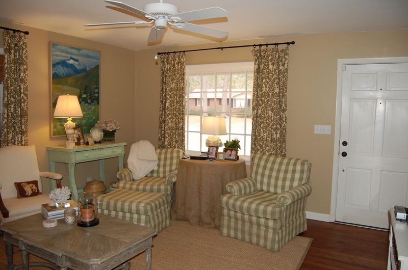 103 Camelia Dr, Summerville, SC 29485