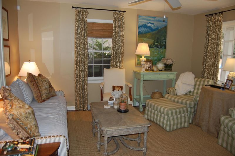 103 Camelia Dr, Summerville, SC 29485