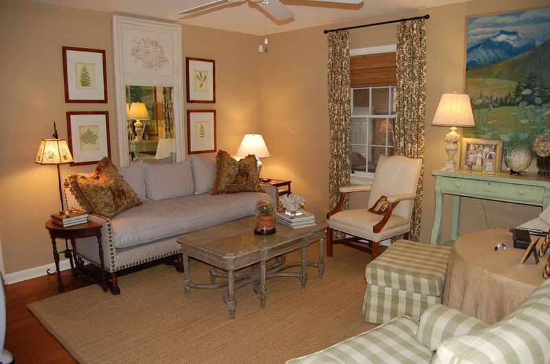 103 Camelia Dr, Summerville, SC 29485