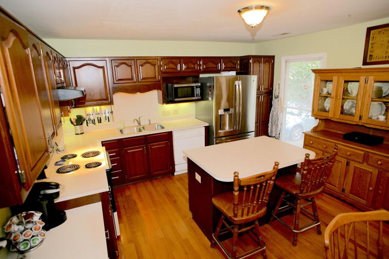 3 Wyecreek Ave, James Island, SC 29412