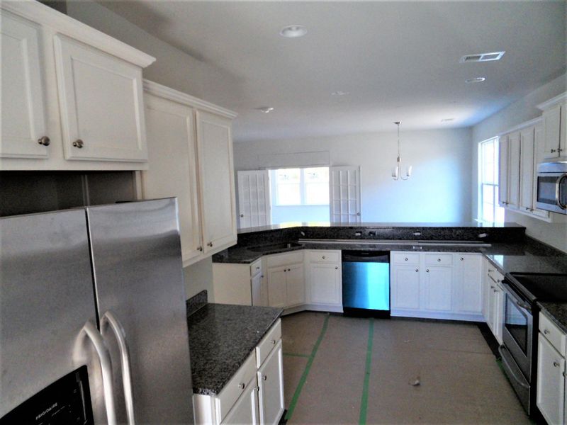 7742 High Maple Cir, North Charleston, SC 29418