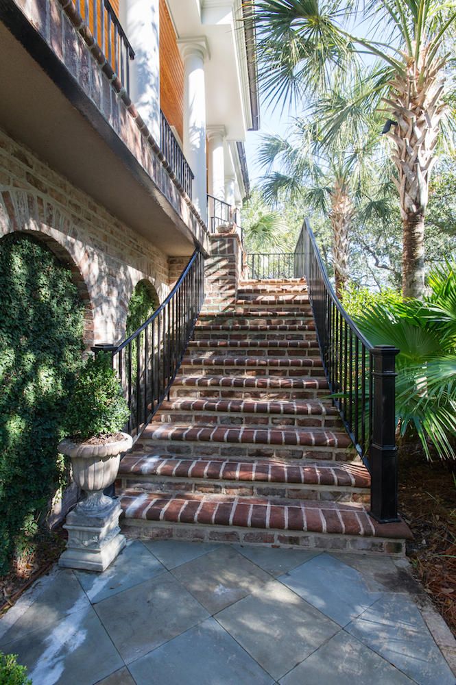 29 Rhetts Bluff Rd, Kiawah Island, SC 29455