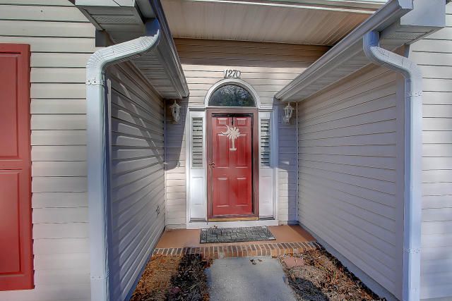 1270 Center Lake Dr, Mount Pleasant, SC 29464
