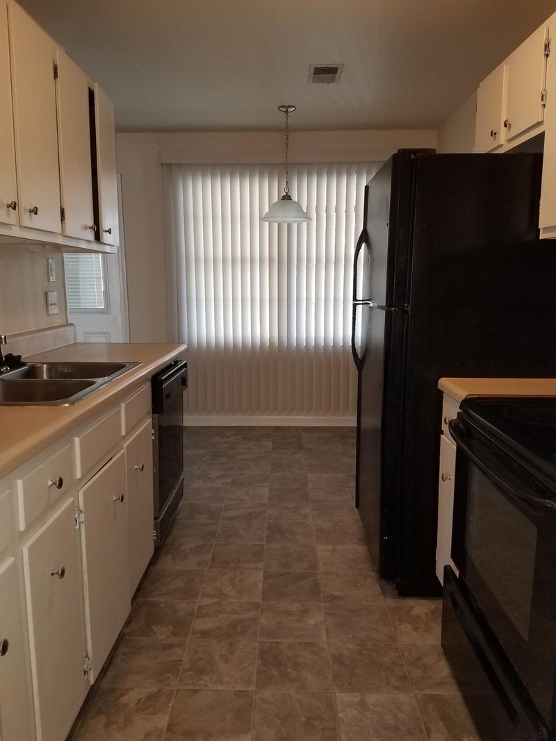 602 Beauregard Rd, Summerville, SC 29486