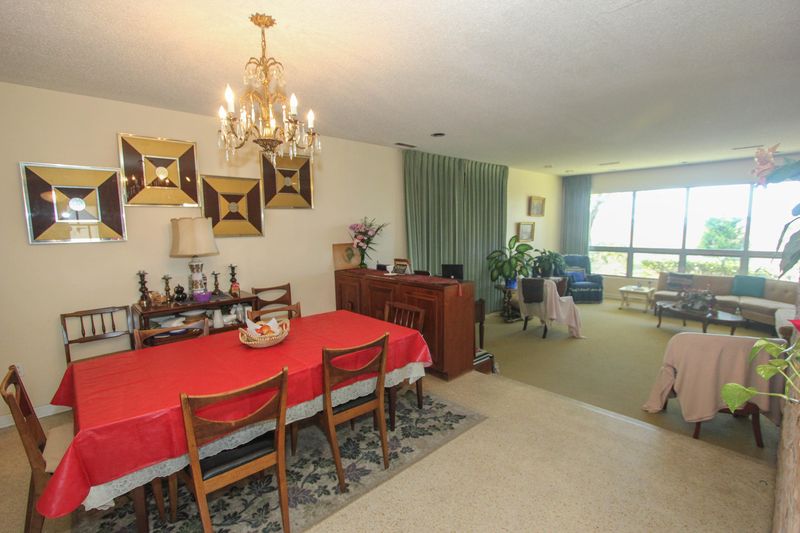 175 Peachtree St, Charleston, SC 29403