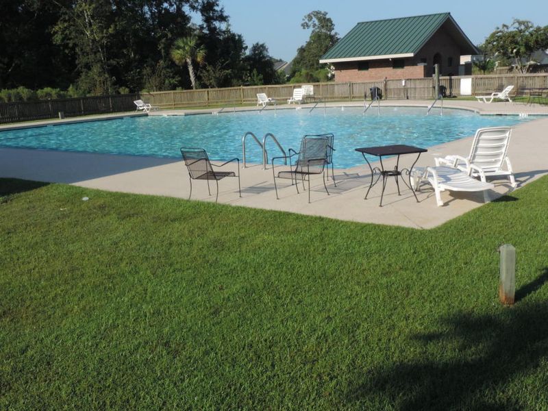 428 Stonefield Cir, Moncks Corner, SC 29461