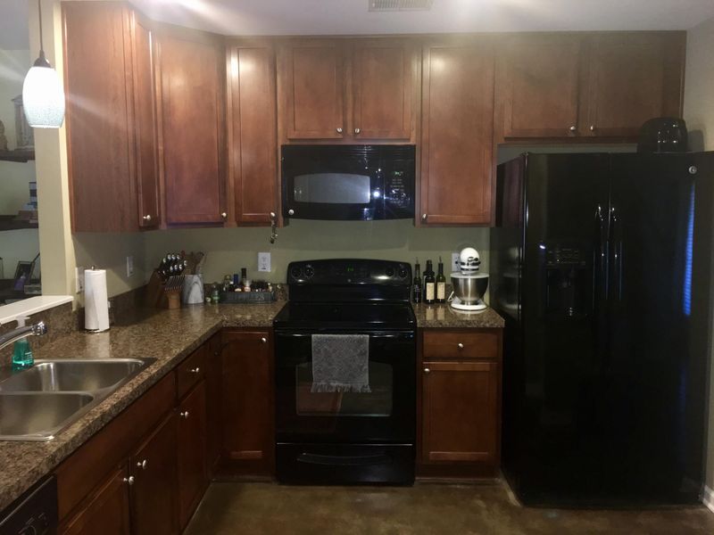 8855 Gable St, North Charleston, SC 29406