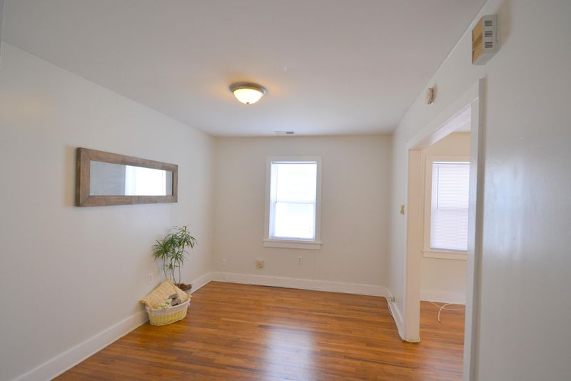 1182 Leesville St, North Charleston, SC 29405