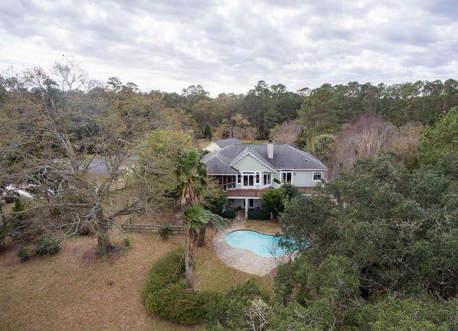 1786 Tacky Point Rd, Wadmalaw Island, SC 29487