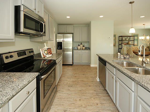 108 Wild Holly Dr, Moncks Corner, SC 29461