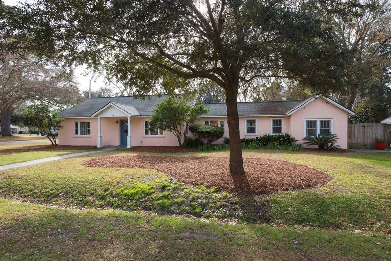 9 Rosedale Dr, Charleston, SC 29407