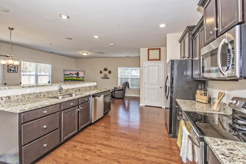 1516 Thoroughbred Blvd, Johns Island, SC 29455