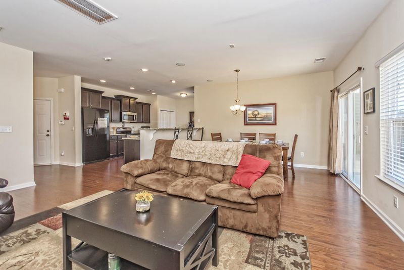 1516 Thoroughbred Blvd, Johns Island, SC 29455