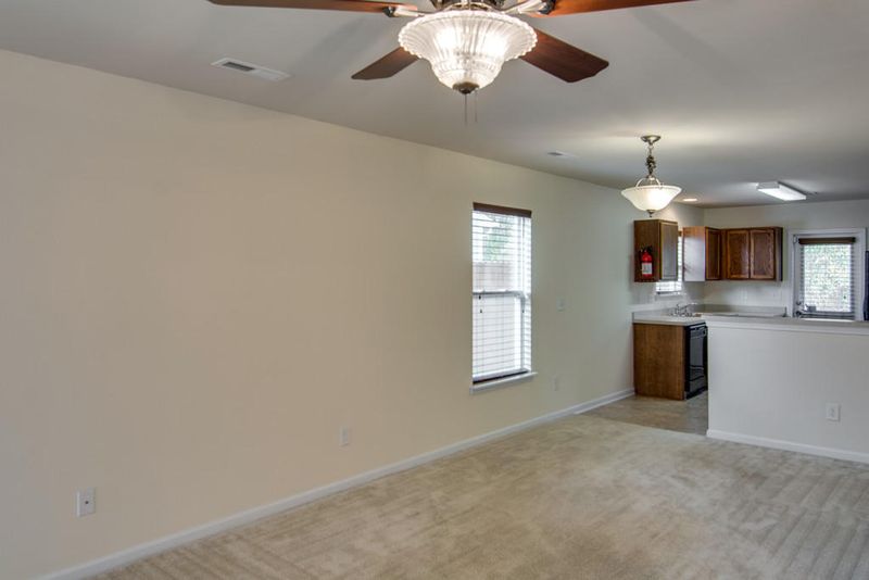 204 Salkahatchie St, Summerville, SC 29485