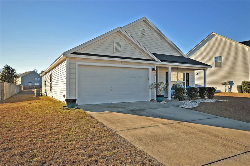603 Silver Moss Dr, Moncks Corner, SC 29461