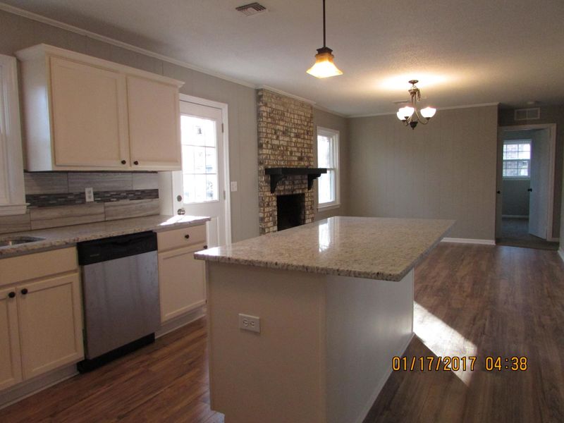 2839 Nantuckett Ave, North Charleston, SC 29420