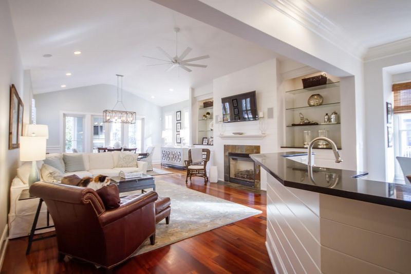 22 Woodford St, Daniel Island, SC 29492