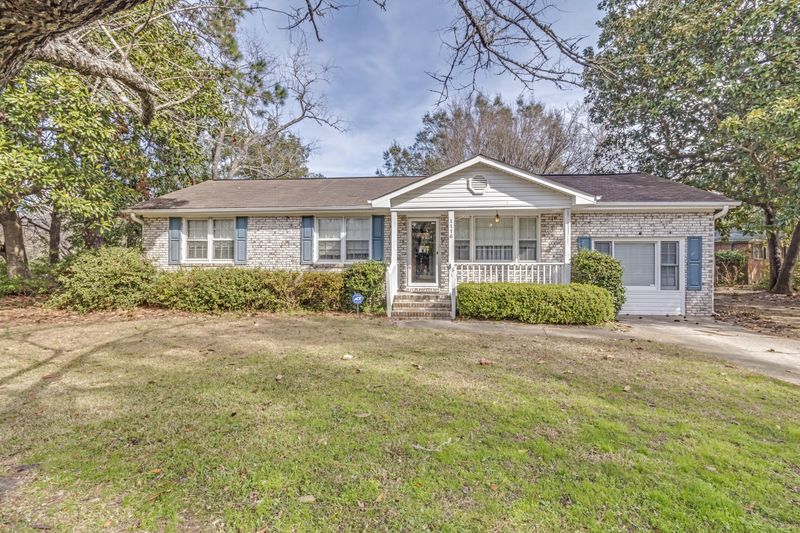 1116 Brigantine Dr, Charleston, SC 29412