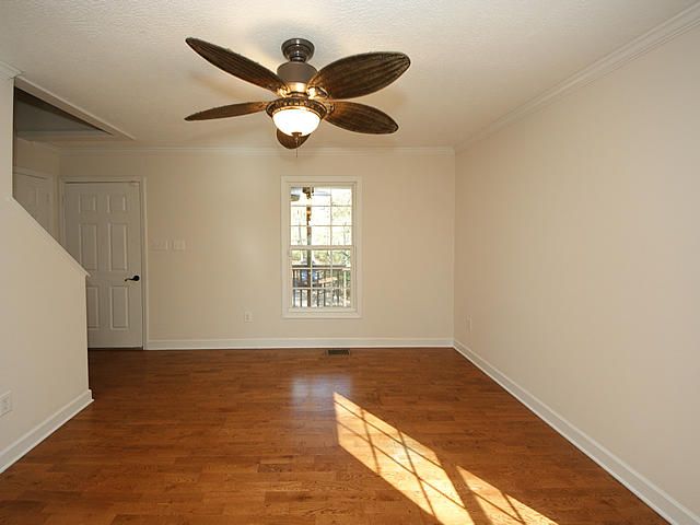 582 River Rd, Johns Island, SC 29455