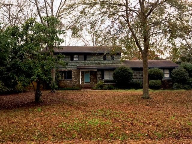 1566 Inverness Dr, Charleston, SC 29412