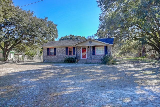4879 Coach Rd, Adams Run, SC 29426