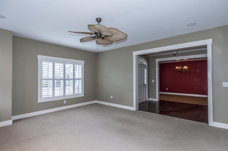 224 N Ainsdale Dr, Charleston, SC 29414